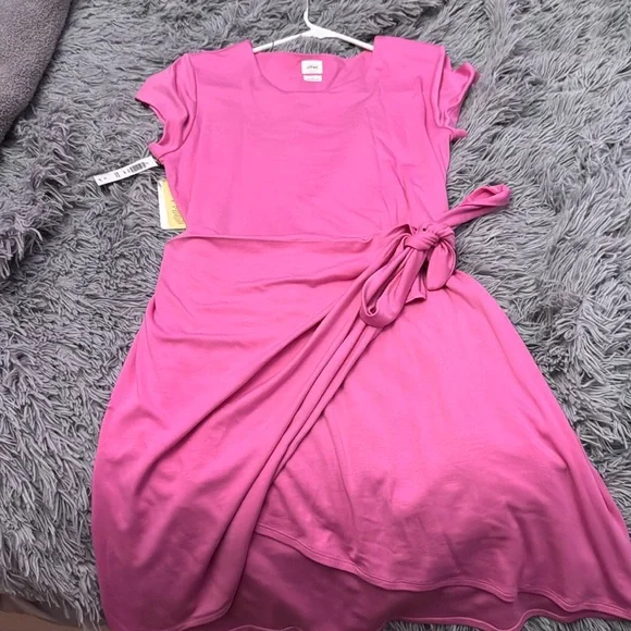 Aritzia | Dresses | Aritzia Wrap Dress Size L | Poshmark Aritzia | Dresses | Aritzia Wrap Dress Size L | Poshmark